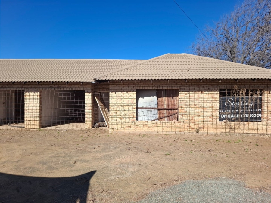 8 Bedroom Property for Sale in Brandfort Free State